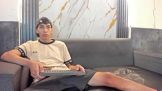 biig boy online show from May 11, 2026, 7:22 pm