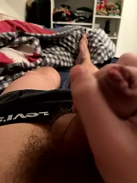 Snapshot of Enzo_2763 chatting on February 10, 2026, 1:59 am Enzo 2763 online show from February 10, 2026, 1:59 am