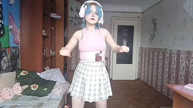 KathernSaulters online show from February 17, 2026, 6:22 am