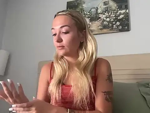 kelseyblu online show from April 8, 2026, 1:29 am