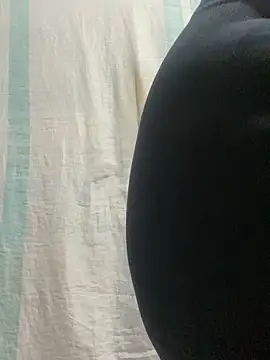 Snapshot of Mastress-cuckold chatting on May 27, 2026, 10:39 pm Mastress-cuckold online show from May 27, 2026, 10:39 pm