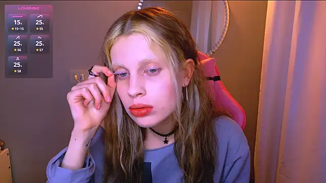 Maxine gold online show from March 26, 2026, 7:45 pm