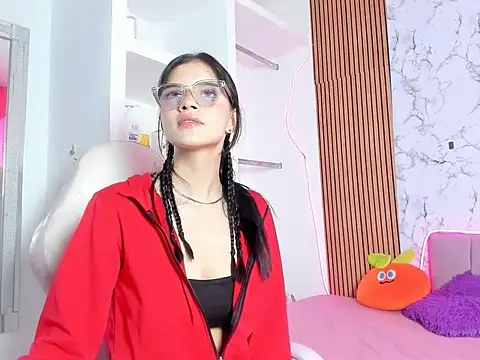 Snapshot of Dulce_eden chatting on February 9, 2026, 9:35 pm Dulce eden online show from February 9, 2026, 9:35 pm