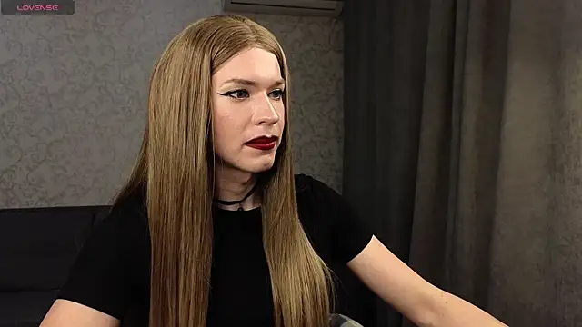 Snapshot of Anna_inHear chatting on May 21, 2026, 7:44 pm Anna inHear online show from May 21, 2026, 7:44 pm