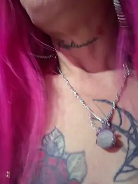 Karolaiin LS online show from February 18, 2026, 7:32 pm