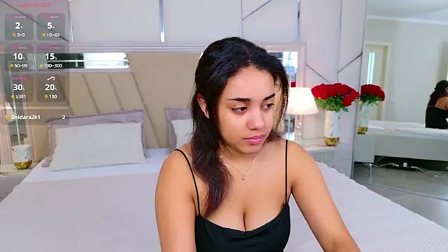 Snapshot of Luna_Cortier chatting on May 28, 2026, 5:15 am Luna Cortier online show from May 28, 2026, 5:15 am