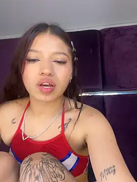 Tokiio Petit online show from February 3, 2026, 6:22 am