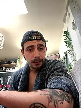 Snapshot of Piratee666 chatting on March 9, 2026, 7:56 am Piratee666 online show from March 9, 2026, 7:56 am