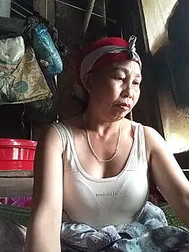 lena-cute online show from March 26, 2026, 5:39 am