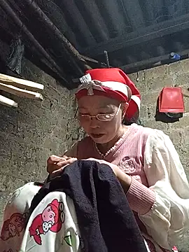 lena-cute online show from March 15, 2026, 2:13 pm