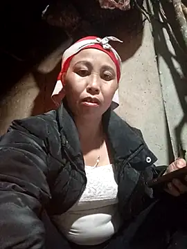 Snapshot of lena-cute chatting on February 21, 2026, 12:18 pm lena-cute online show from February 21, 2026, 12:18 pm