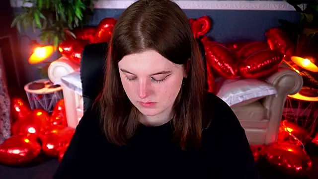 Snapshot of KristiFoxy chatting on February 22, 2026, 7:59 pm KristiFoxy online show from February 22, 2026, 7:59 pm