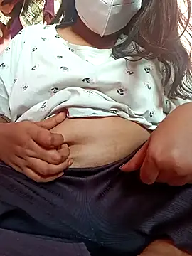 Snapshot of vyshali_vyshu chatting on February 4, 2026, 12:11 pm vyshali vyshu online show from February 4, 2026, 12:11 pm