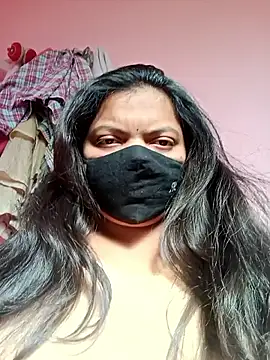 Snapshot of vyshali_vyshu chatting on February 5, 2026, 10:55 am vyshali vyshu online show from February 5, 2026, 10:55 am