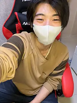 Snapshot of Mura109905 chatting on April 11, 2026, 10:52 am Mura109905 online show from April 11, 2026, 10:52 am