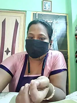 Snapshot of 06Rozi chatting on February 25, 2026, 5:29 am 06Rozi online show from February 25, 2026, 5:29 am