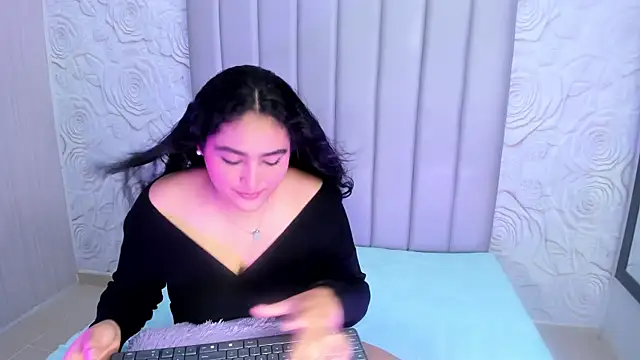 Snapshot of Lya_dubois_ chatting on February 24, 2026, 2:18 pm Lya dubois online show from February 24, 2026, 2:18 pm