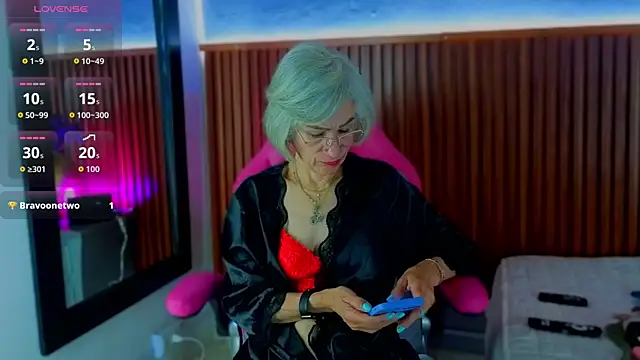 Snapshot of miss_monserrate01 chatting on May 2, 2026, 1:38 pm miss monserrate01 online show from May 2, 2026, 1:38 pm