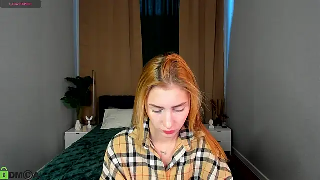 Rita Flux online show from February 16, 2026, 2:10 am