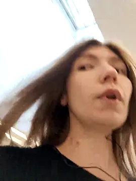 Bubble Chloe online show from February 9, 2026, 11:08 am