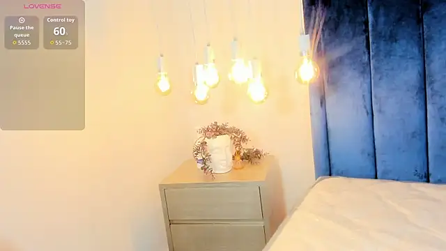 fatimarab   online show from March 20, 2026, 3:51 am