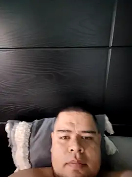 Snapshot of Caliente_Gor chatting on March 1, 2026, 3:56 pm Caliente Gor online show from March 1, 2026, 3:56 pm