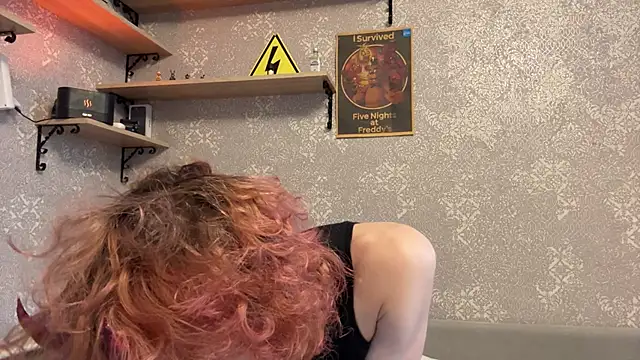 Snapshot of Fred_bucks chatting on February 17, 2026, 6:11 am Fred bucks online show from February 17, 2026, 6:11 am