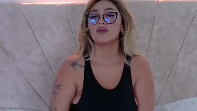 Snapshot of Maddy_Beluci chatting on June 28, 2026, 1:45 am Maddy Beluci online show from June 28, 2026, 1:45 am
