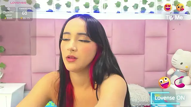 LeslieCute69 online show from February 25, 2026, 7:36 pm