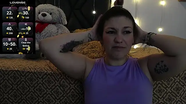 Snapshot of Sharma_Amayra chatting on May 4, 2026, 7:39 pm Sharma Amayra online show from May 4, 2026, 7:39 pm