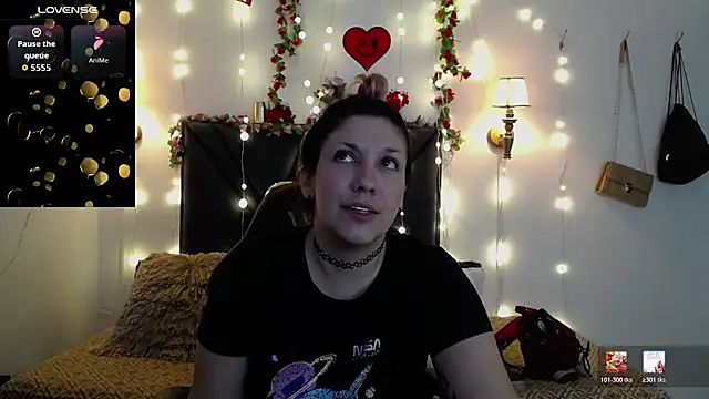 Snapshot of Sharma_Amayra chatting on May 8, 2026, 8:23 pm Sharma Amayra online show from May 8, 2026, 8:23 pm