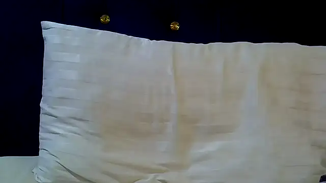 Boobie Fever online show from February 11, 2026, 2:39 pm