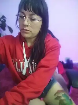 missfungi8 online show from March 19, 2026, 1:05 am