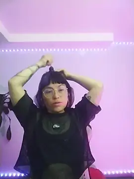 missfungi8 online show from February 19, 2026, 1:02 am