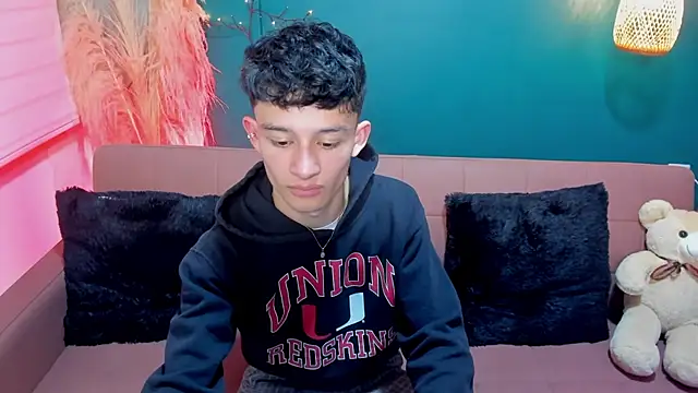 Snapshot of Patrick_Howland_ chatting on February 5, 2026, 3:24 am Patrick Howland online show from February 5, 2026, 3:24 am