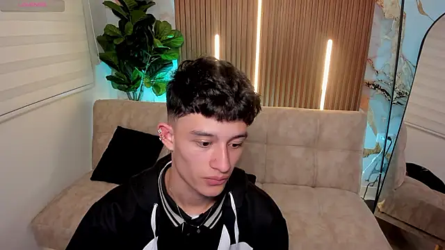 Snapshot of Patrick_Howland_ chatting on February 4, 2026, 3:12 am Patrick Howland online show from February 4, 2026, 3:12 am