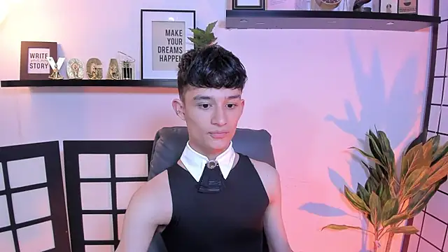 Patrick Howland  online show from April 9, 2026, 9:32 pm