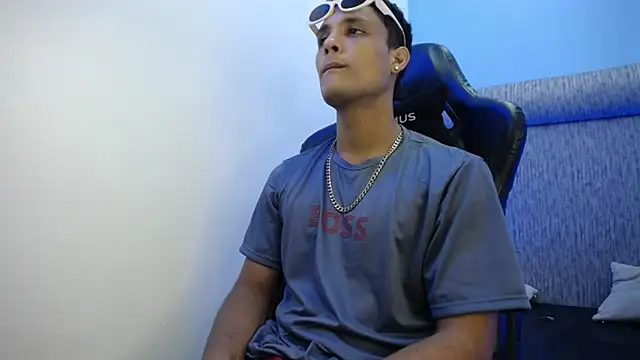 The twinks  online show from February 16, 2026, 3:27 am