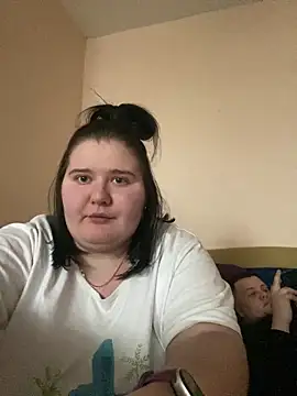 AngelKiras online show from February 15, 2026, 2:16 pm