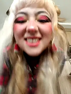 Snapshot of ciindy_ink chatting on February 3, 2026, 4:45 pm ciindy ink online show from February 3, 2026, 4:45 pm