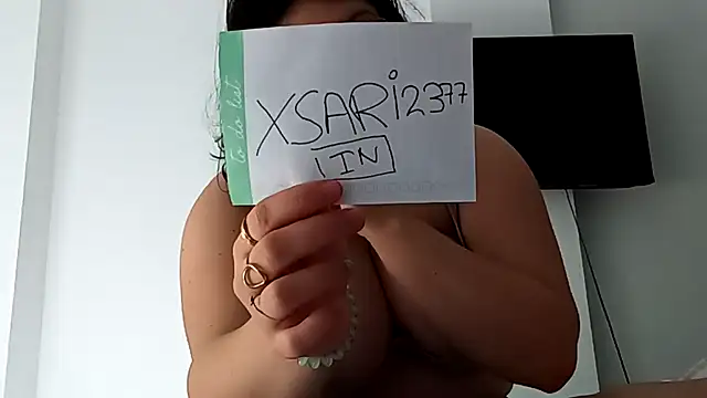 sari237 online show from February 18, 2026, 1:07 pm