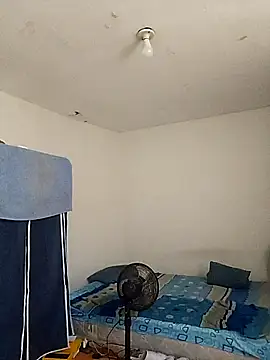 thom 1 online show from March 27, 2026, 4:19 pm