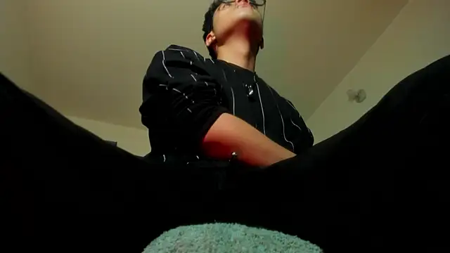 Snapshot of Adonibaskerville4 chatting on February 18, 2026, 2:13 pm Adonibaskerville4 online show from February 18, 2026, 2:13 pm