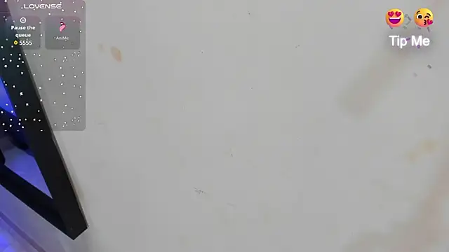 Snapshot of Nalapalmer chatting on February 12, 2026, 7:35 pm Nalapalmer online show from February 12, 2026, 7:35 pm