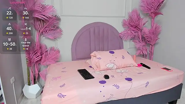 Snapshot of Nalapalmer chatting on March 3, 2026, 3:35 am Nalapalmer online show from March 3, 2026, 3:35 am