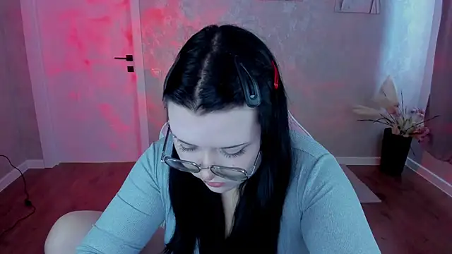 Kira G0ld online show from March 31, 2026, 1:07 am