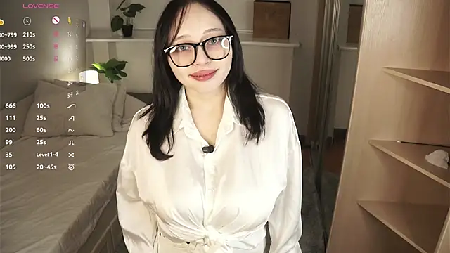 Snapshot of HannaHayles chatting on February 23, 2026, 5:13 pm HannaHayles online show from February 23, 2026, 5:13 pm