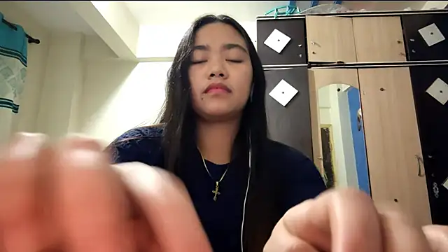 AntoninaDamewood online show from February 12, 2026, 12:16 pm