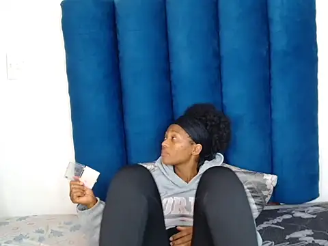 ForeverSexy  online show from February 7, 2026, 6:16 pm