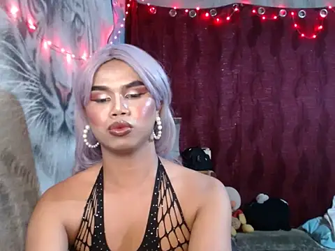 Pinoyebonyxxx online show from May 8, 2026, 1:48 pm